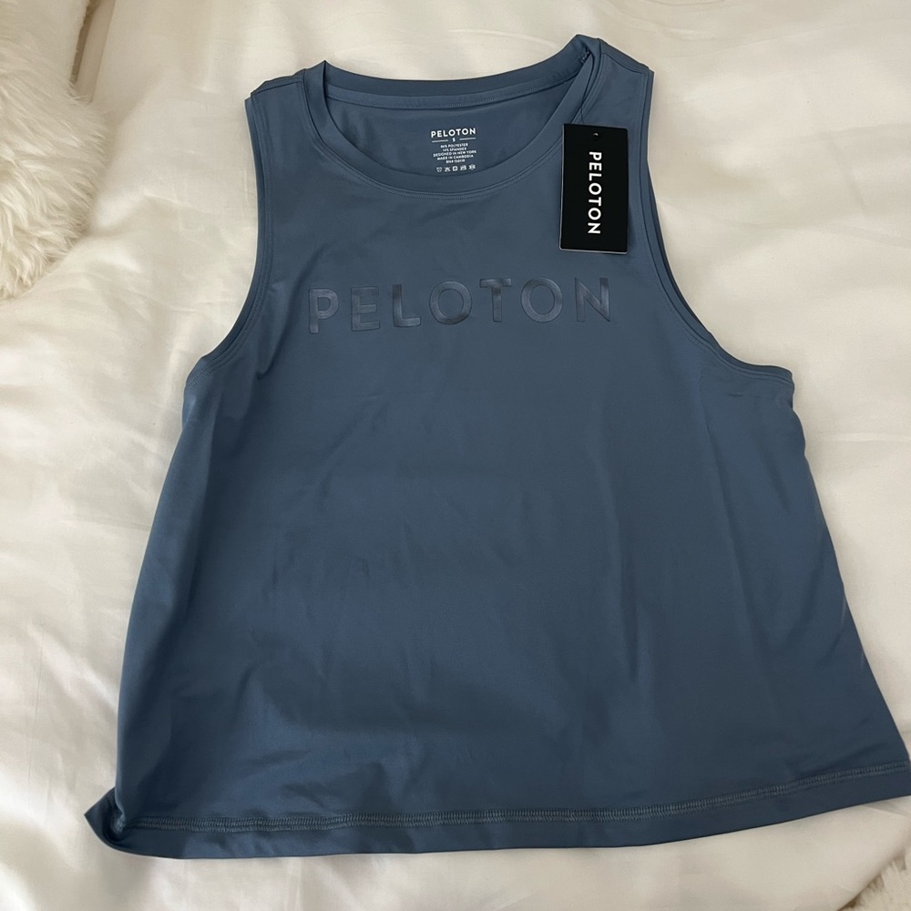 2 Peloton Work Out Tops NWT